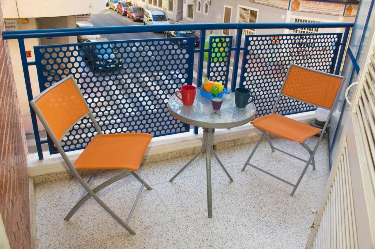 Apartamento en Torrevieja a 50m playa Bagian luar foto