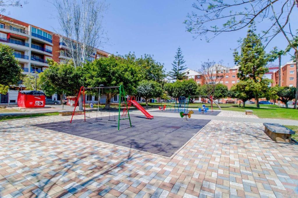Apartamento en Torrevieja a 50m playa Bagian luar foto